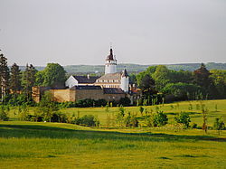 Burg Zievel 1996 (Blick von Loch 7)
